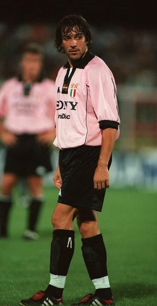 Juventus 1997-98 Away Shirt