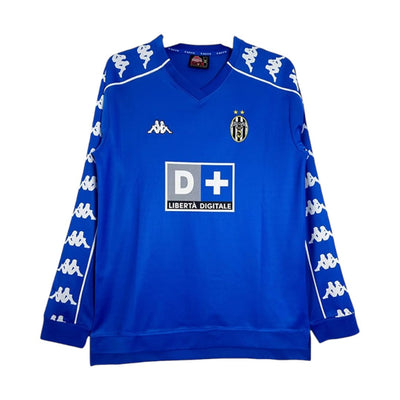 Juventus 1999-00 Third Shirt Longsleeve