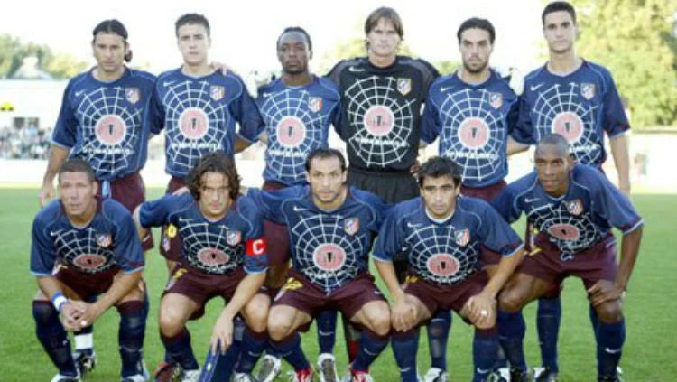 Atletico Madrid 2004-05 Away Shirt